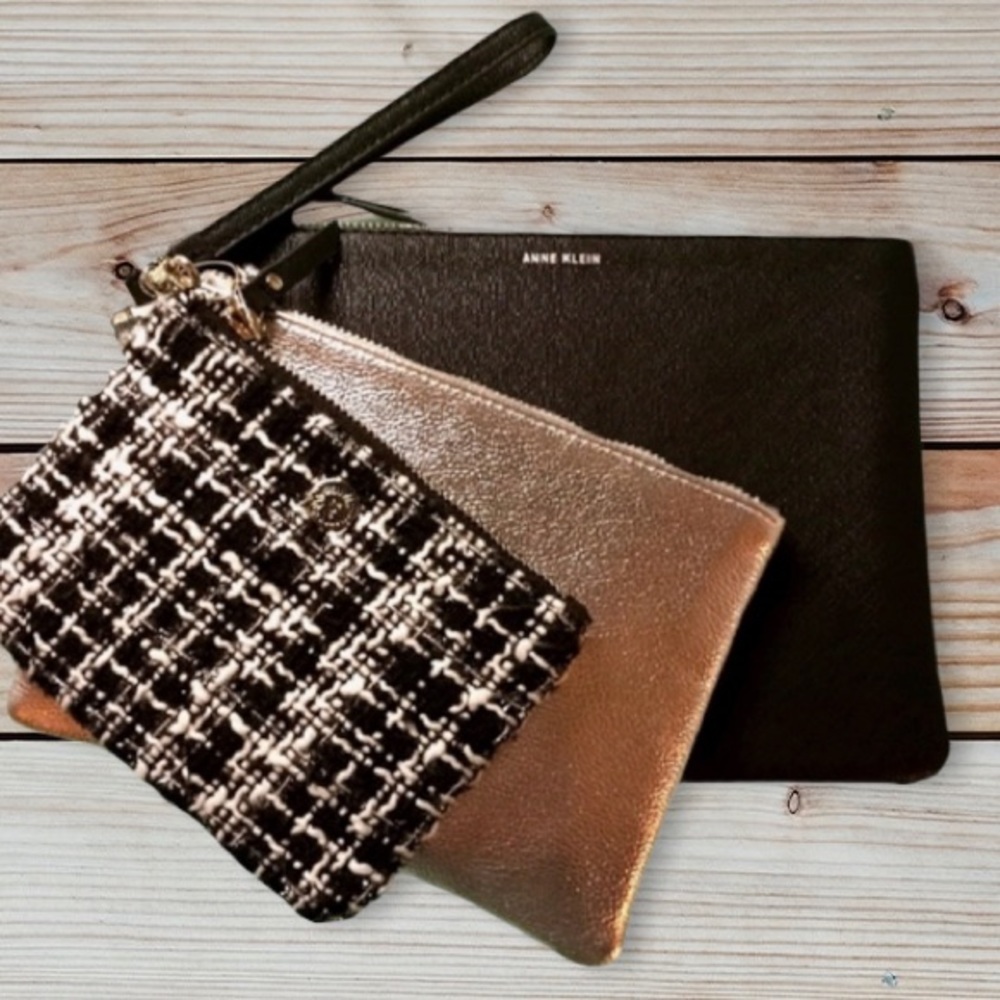 🍂🍁ANNE KLEIN WRISTLET TRIO